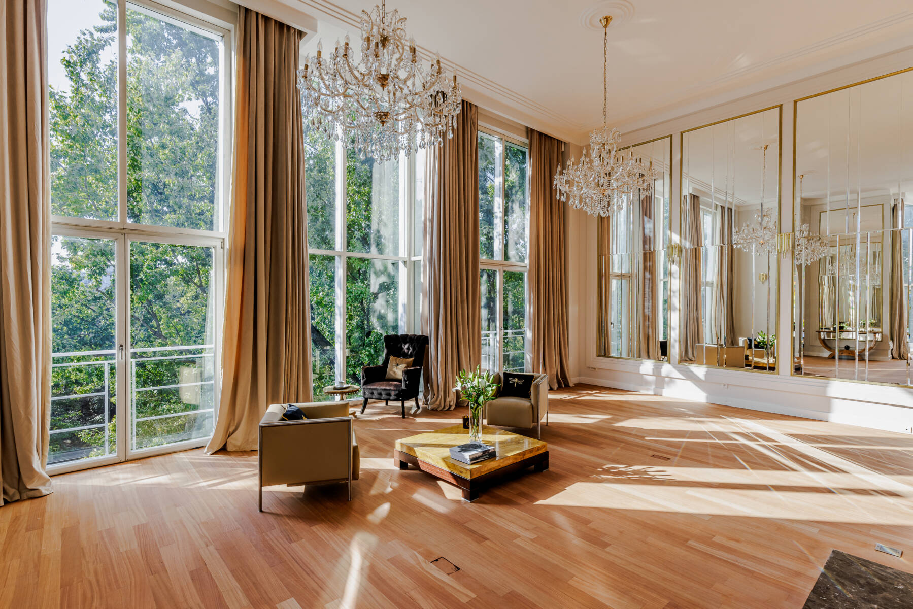 TWO-LEVEL PENTHOUSE IN THE CENTER OF WARSAW, POLAND